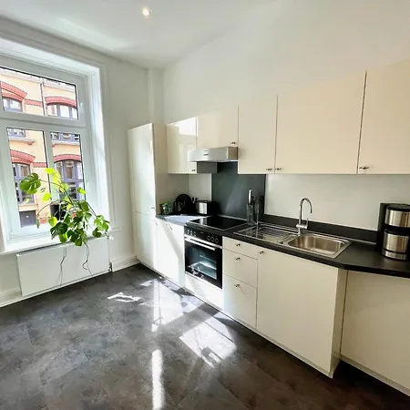 Park Lane Business-Apartment-2